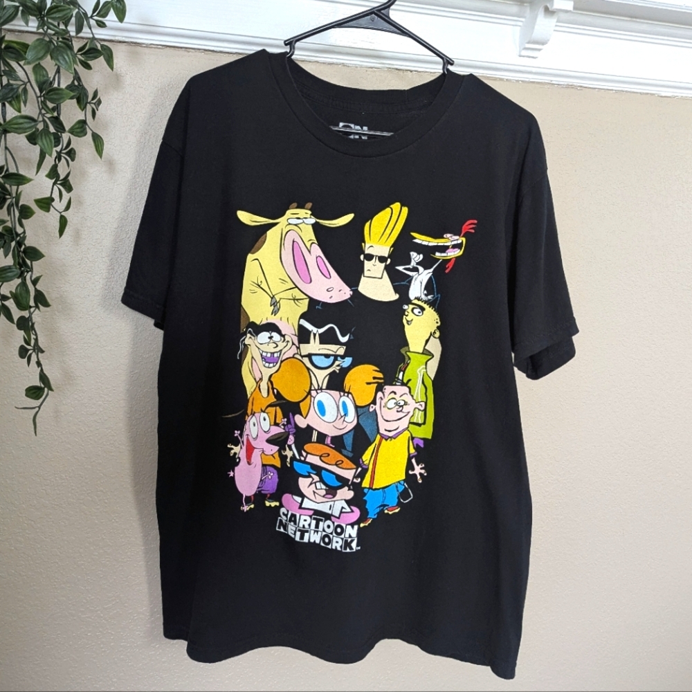 Cartoon Network T-shirt. Size L